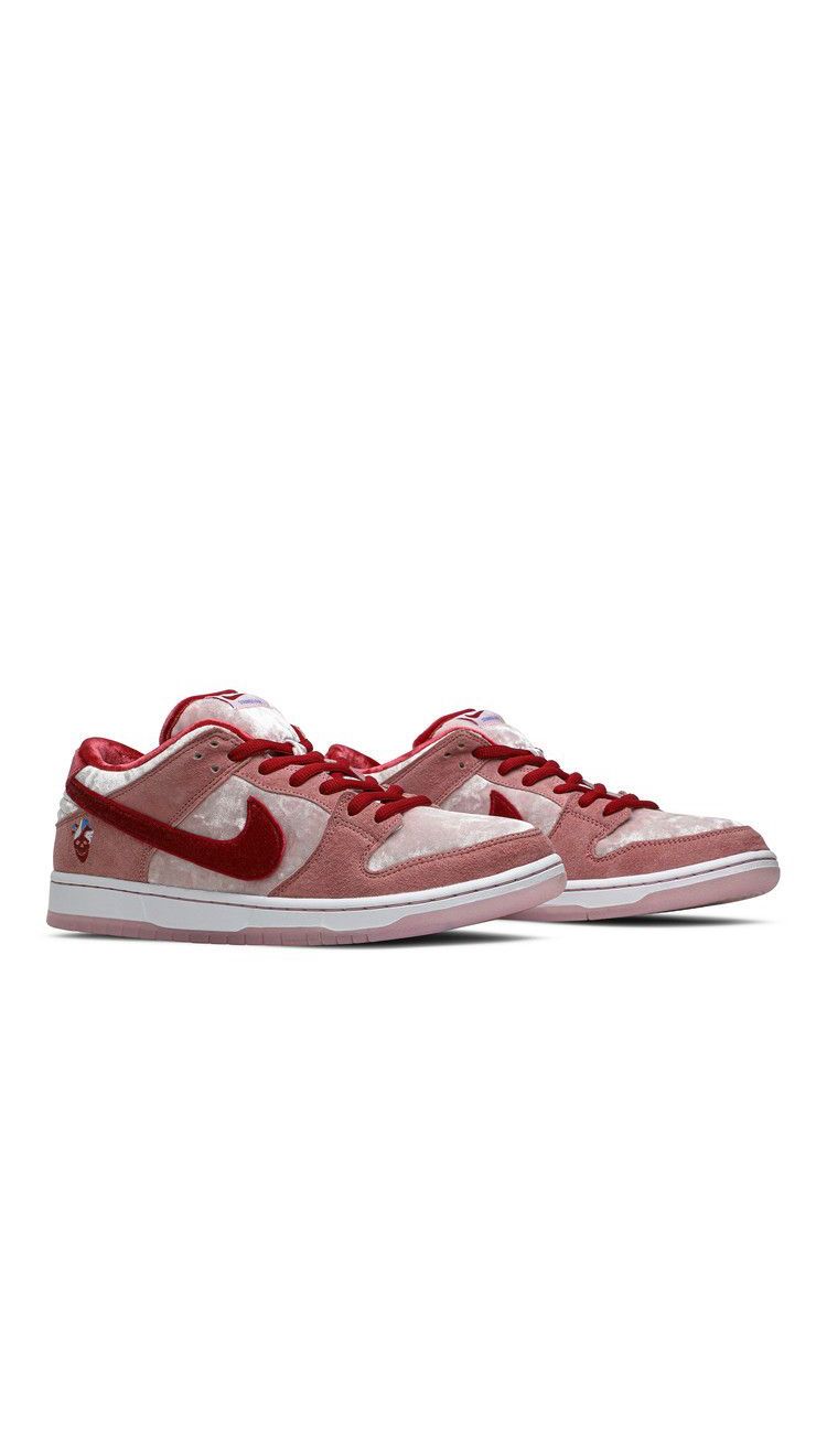 StrangeLove x Nike Dunk Low SB 'Valentine's Day'