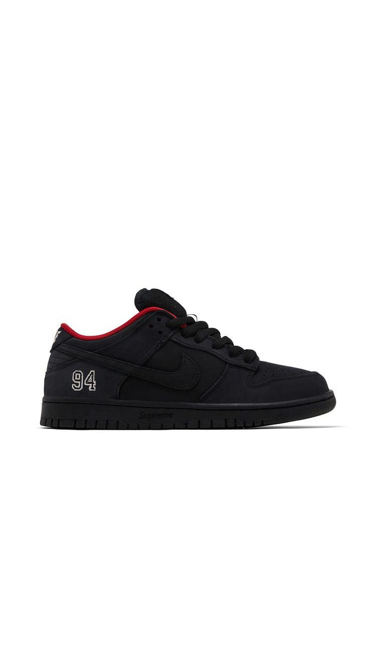 Supreme x Nike Dunk Low SB 'Black'