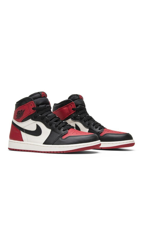 Air Jordan 1 Retro High OG 'Black Toe' 2016