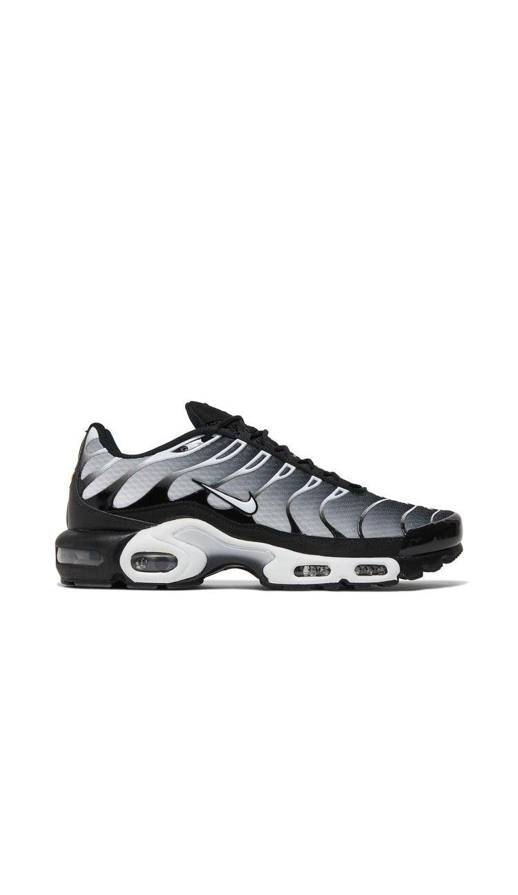 Nike Air Max Plus 'Black Metallic Silver'