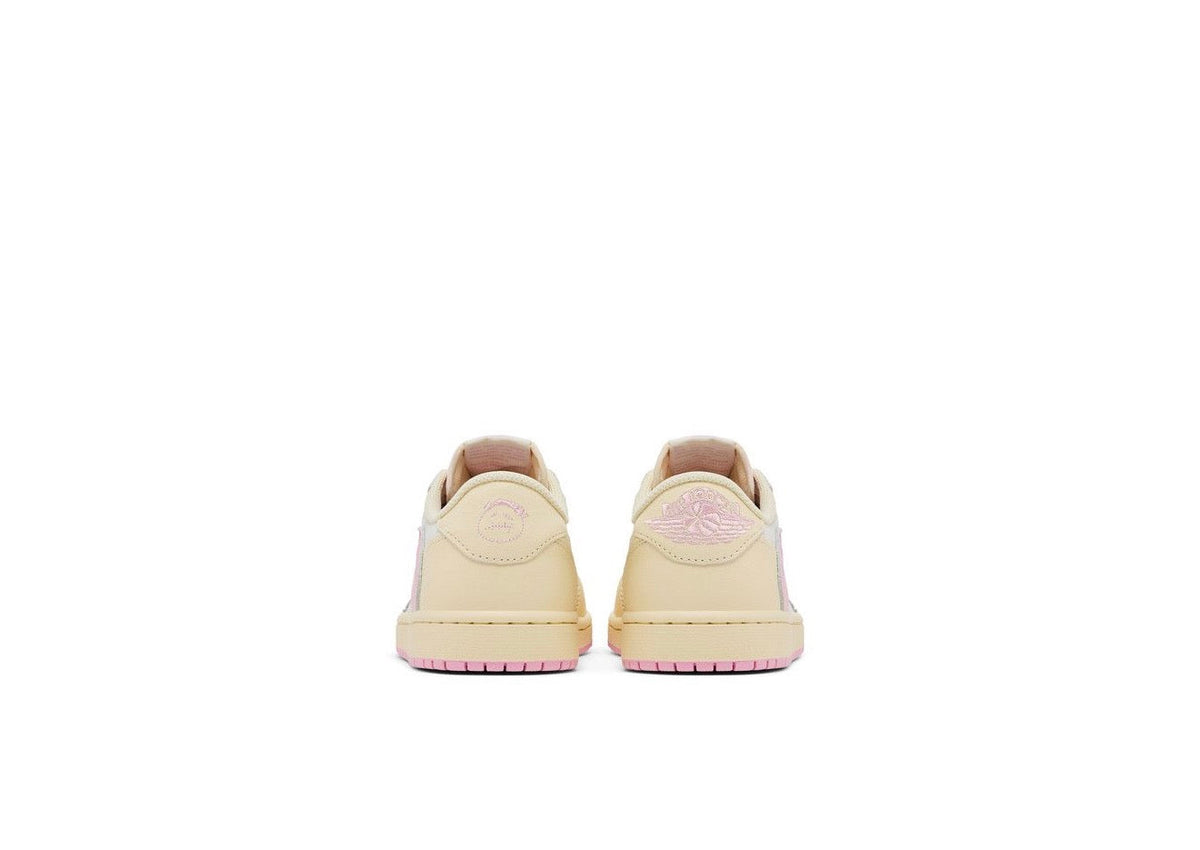 Travis Scott x Air Jordan 1 Retro
Low OG 'Shy Pink'