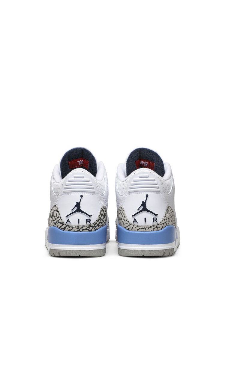 Air Jordan 3 Retro 'UNC'